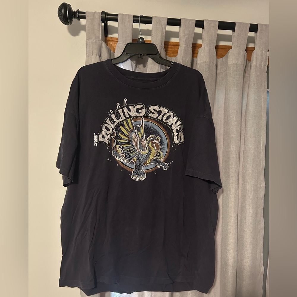 American Eagle Outfitters navy oversized Tee
